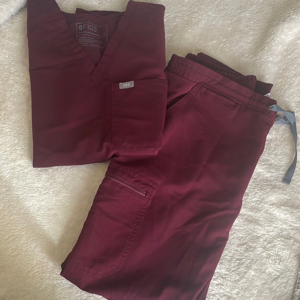 FIGS- Burgundy set